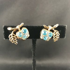 Vintage Nemo  Apple screw back earrings